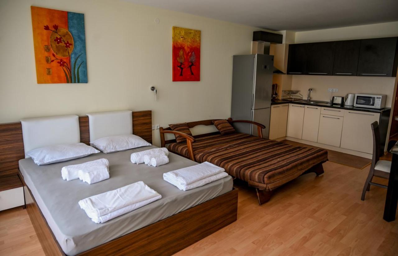 Panorama Fort Beach, Фамилно Студио Deluxe Sveti Vlas Extérieur photo