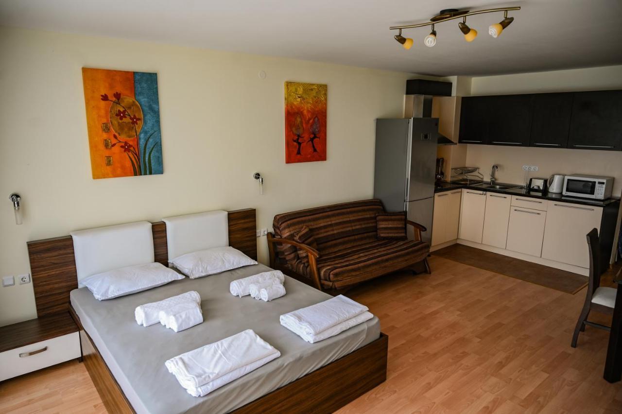 Panorama Fort Beach, Фамилно Студио Deluxe Sveti Vlas Extérieur photo