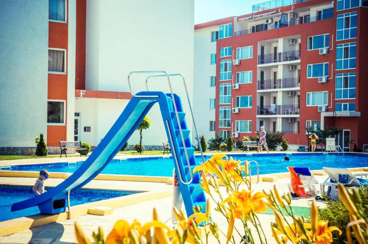 Panorama Fort Beach, Фамилно Студио Deluxe Sveti Vlas Extérieur photo