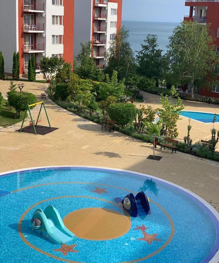Panorama Fort Beach, Фамилно Студио Deluxe Sveti Vlas Extérieur photo