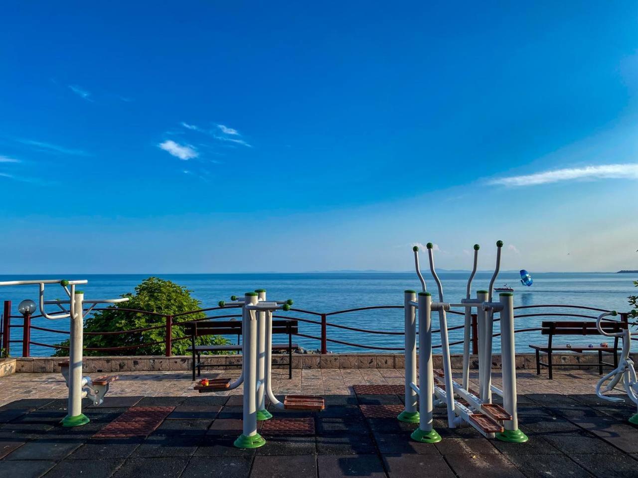 Panorama Fort Beach, Фамилно Студио Deluxe Sveti Vlas Extérieur photo